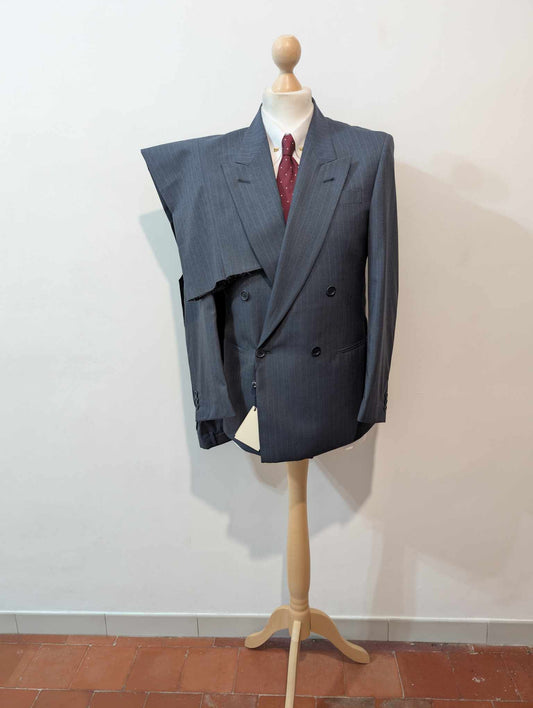 Légendaire costume croisé pinstripe en laine froide