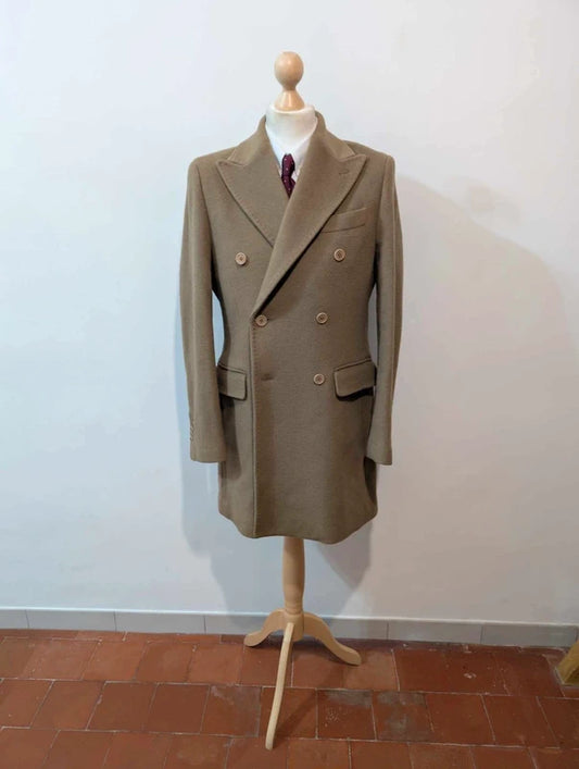 Lumineux manteau croisé camel en laine