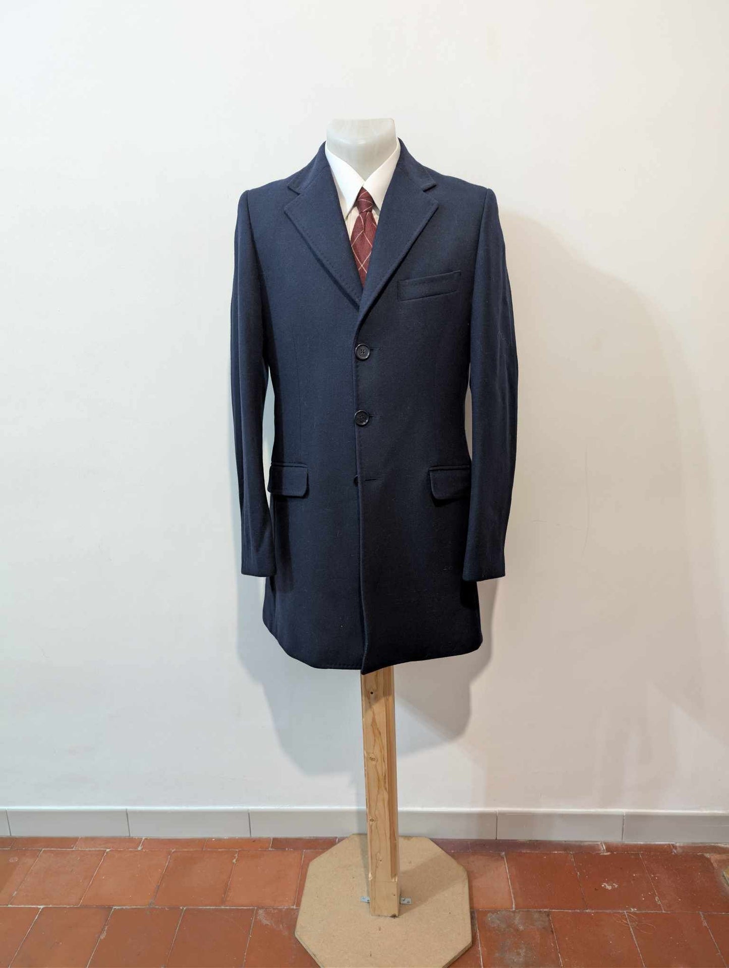 Mignon manteau bleu marine en laine