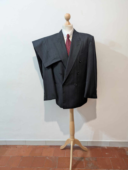 Effrayant costume croisé chalkstripe en laine