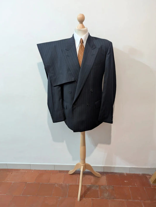 Effrayant costume croisé pinstripe en laine