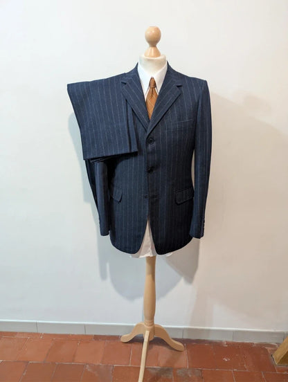 Unglaublicher schwerer Flanellanzug mit Kreidestreifen