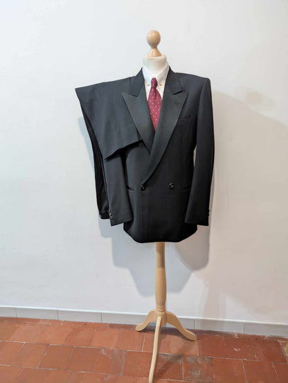 Incroyable smoking croisé en laine