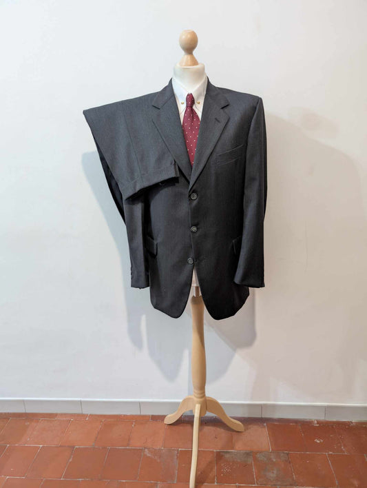 Classique costume gris en laine