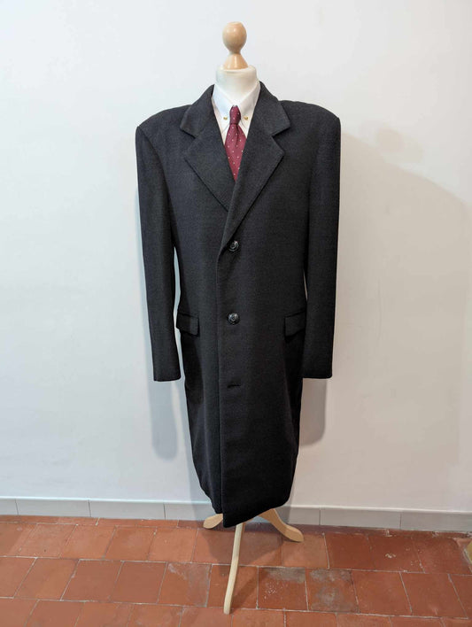 Phénoménal manteau de couleur gris anthracite en cachemire