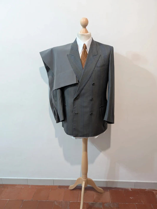 Magnifique costume croisé en laine