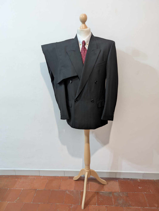 Sublime costume croisé noir a rayures