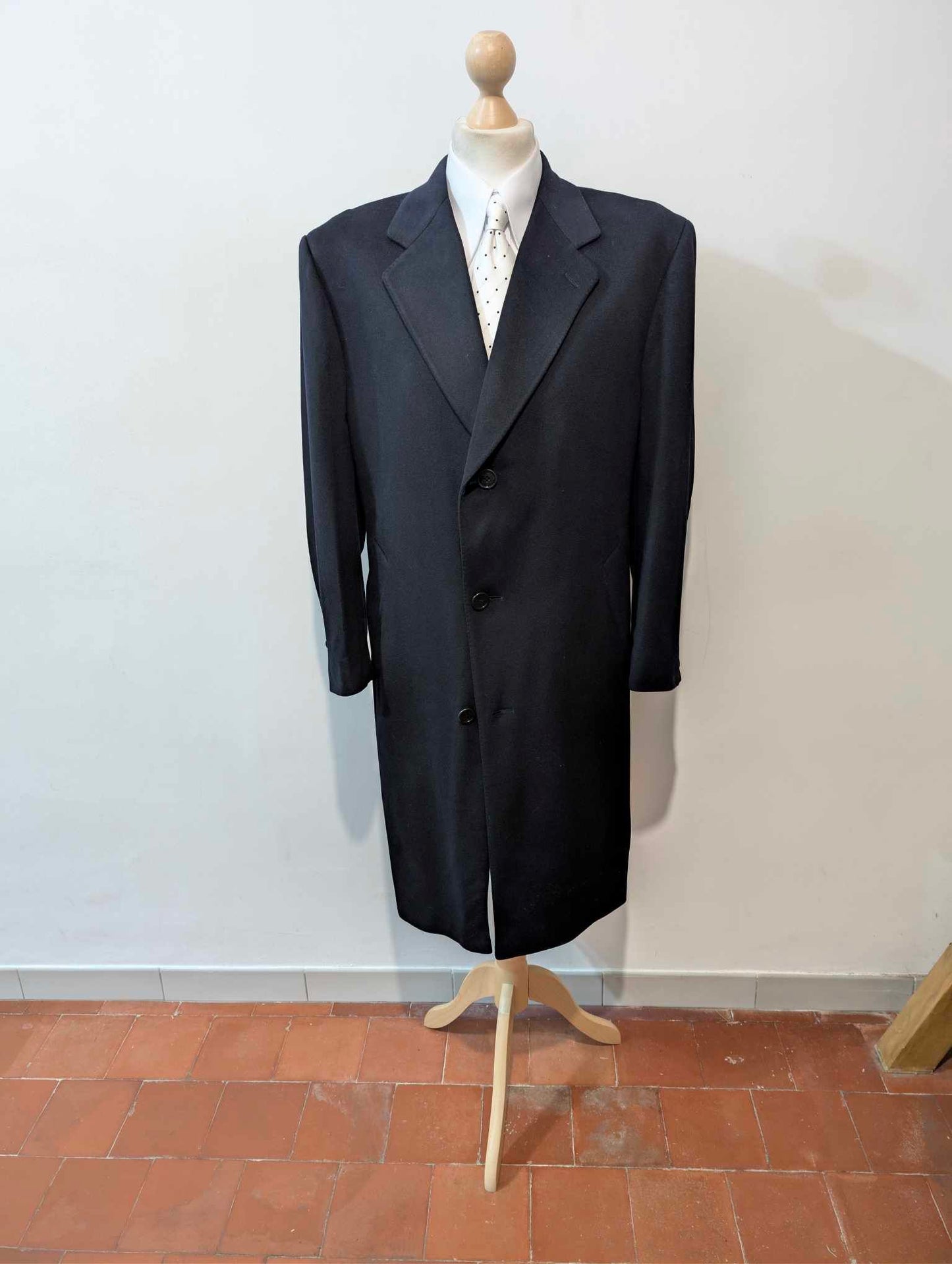 Eleganter marineblauer Wollmantel