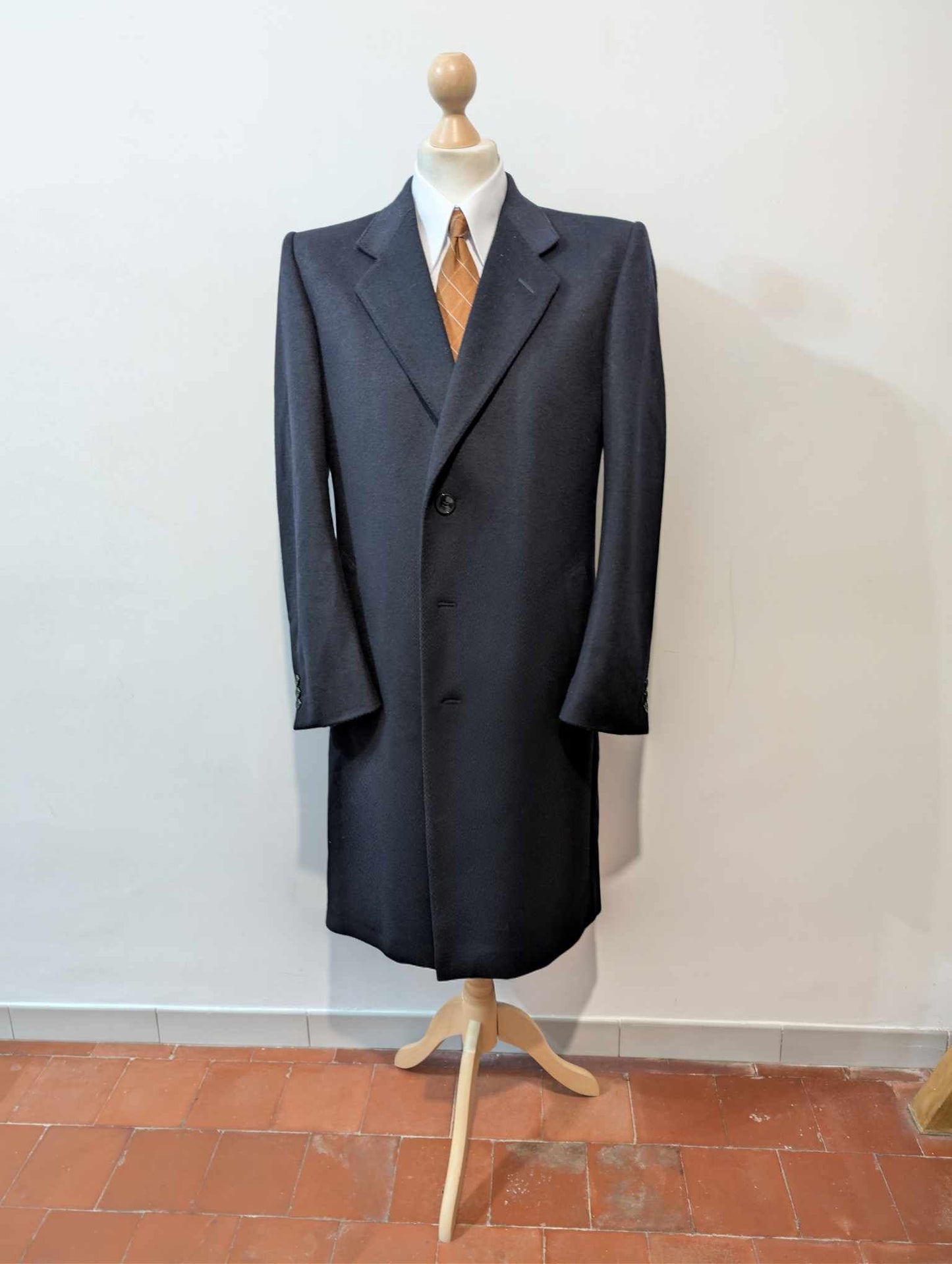 Classique manteau bleu marine en laine