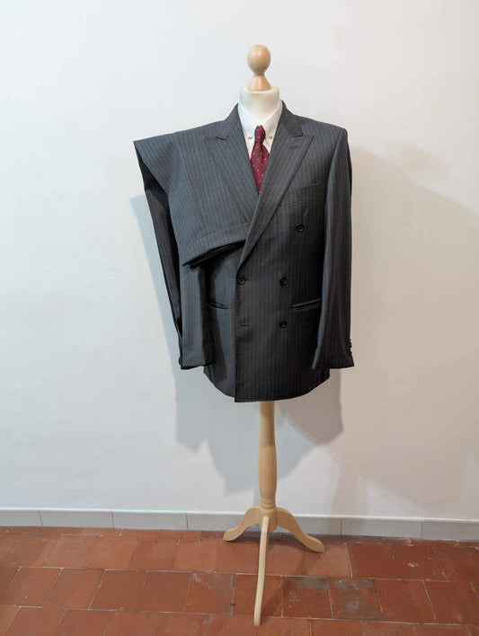 Terrifiant costume croisé pinstripe en laine