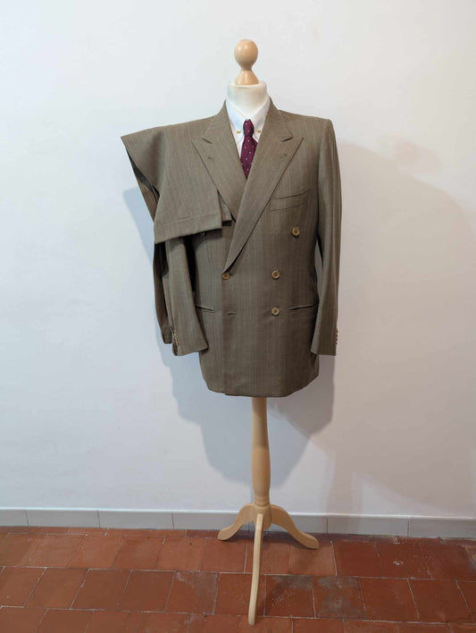 Terrifiant costume croisé bespoke