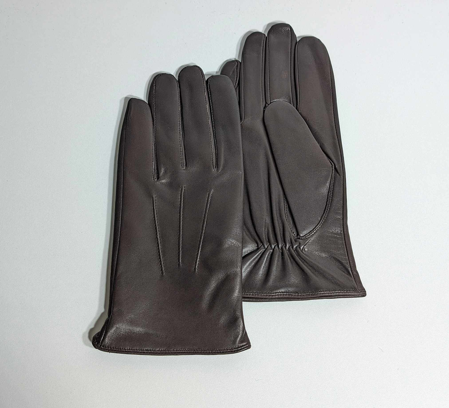 Brauner Lederhandschuh