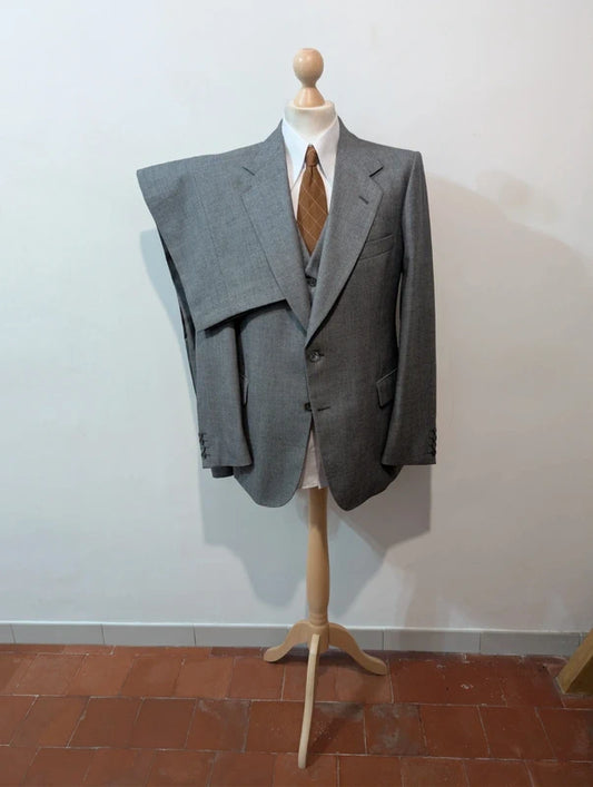 Élégant costume 3 pièces gris en laine