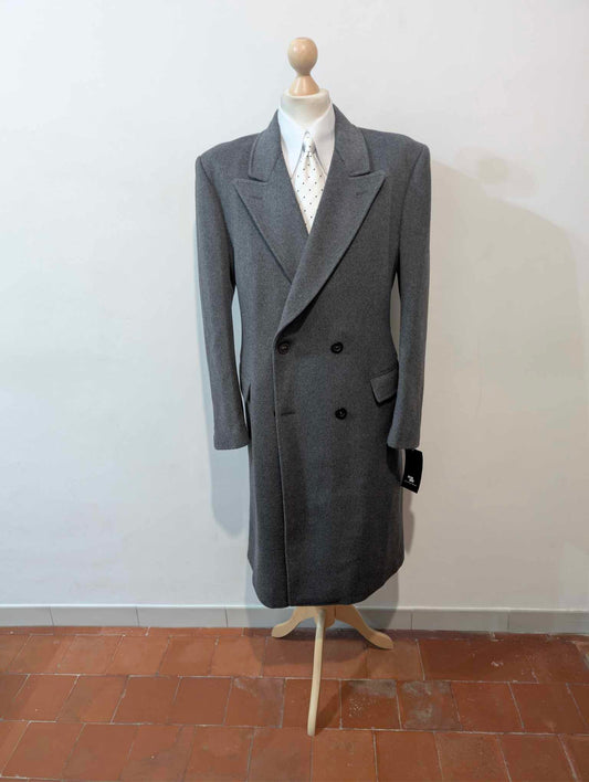 Stunning grey double-breasted wool coat