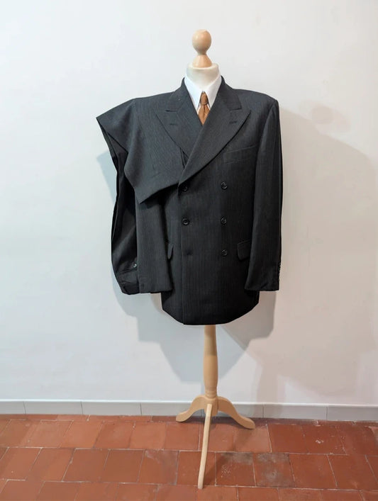 Terrifiant costume croisé pinstripe en laine