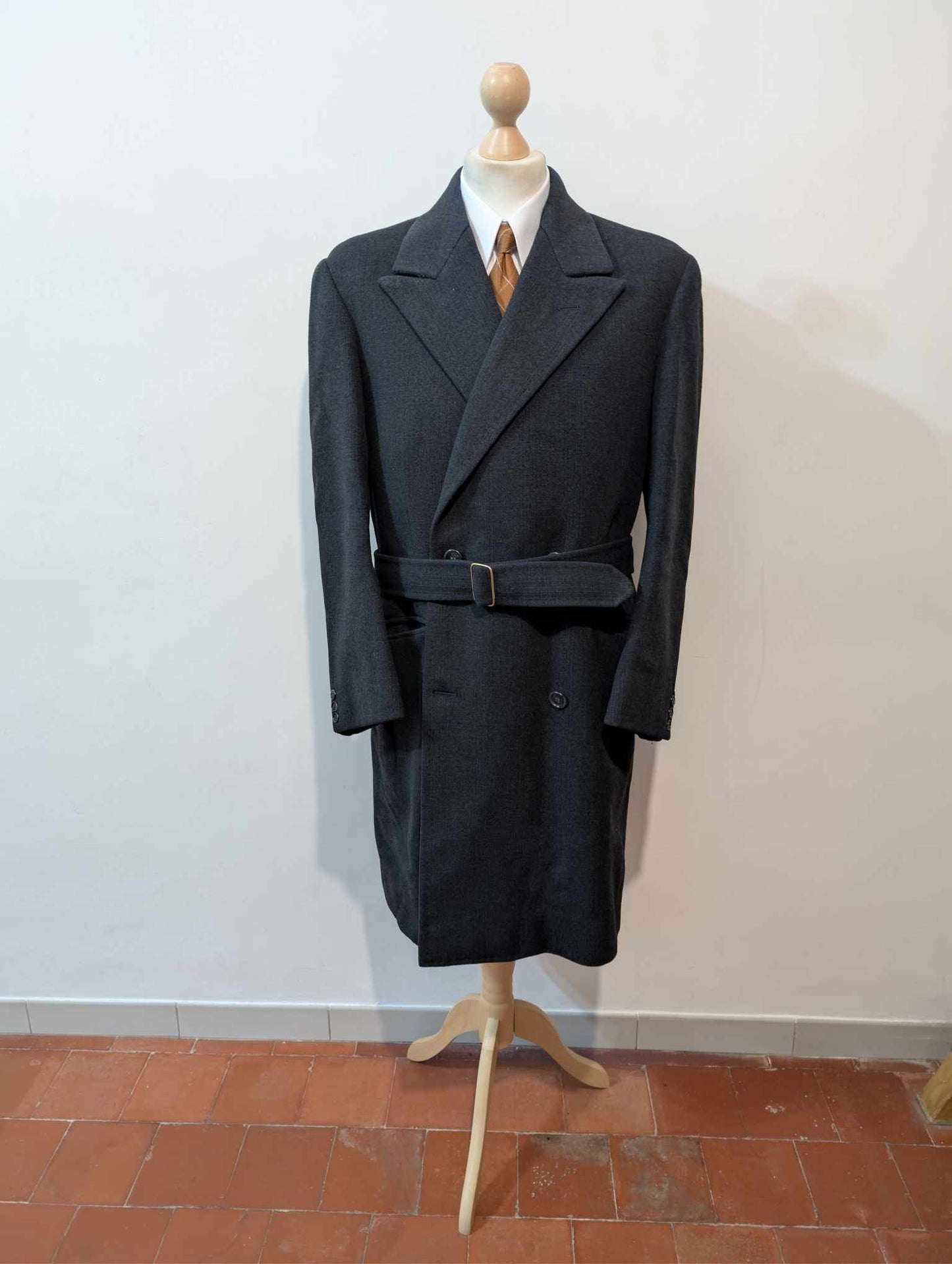 Ancien manteau croisé en laine