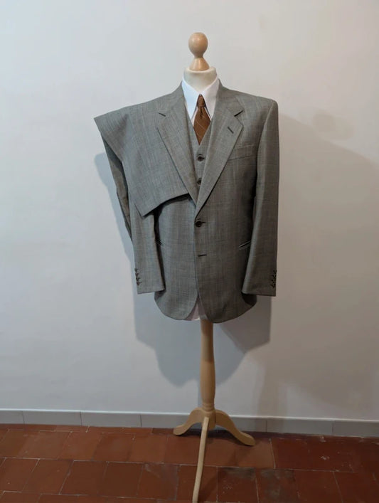 Dreiteiliger Prince-of-Wales-Anzug