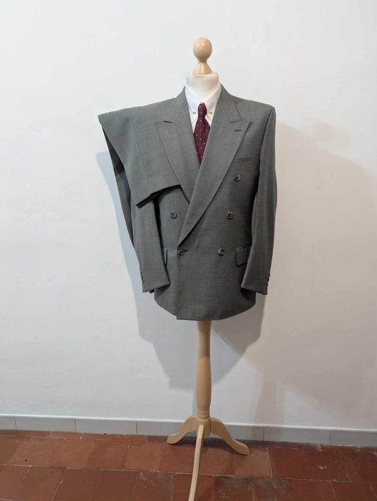 Sympathique costume croisé en laine