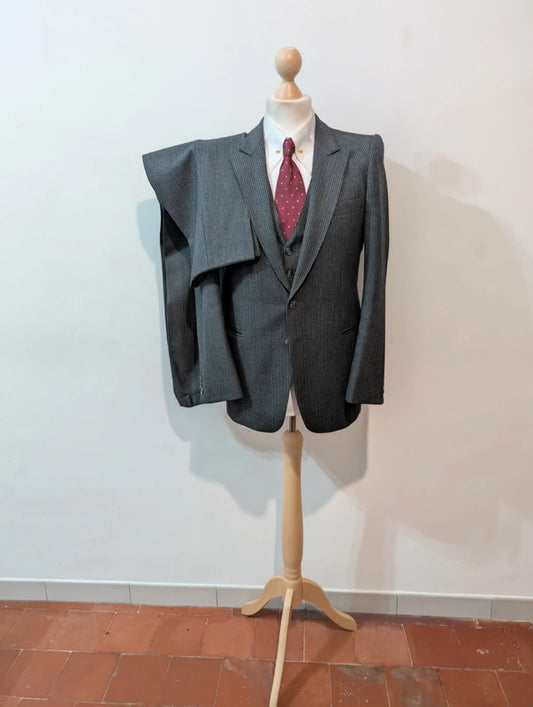 Magnifique costume 3 pièces pinstripe