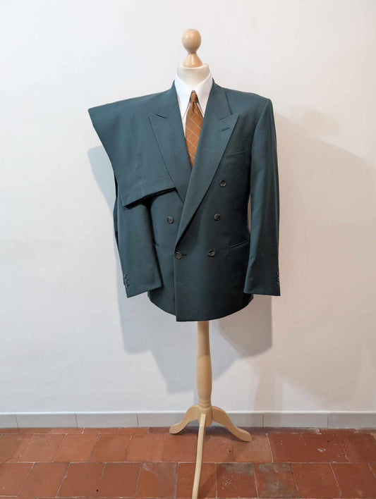 Superbe costume croisé de couleur vert en laine froide