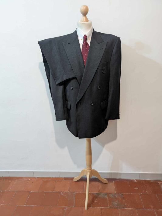 Classique costume croisé de couleurs gris en laine