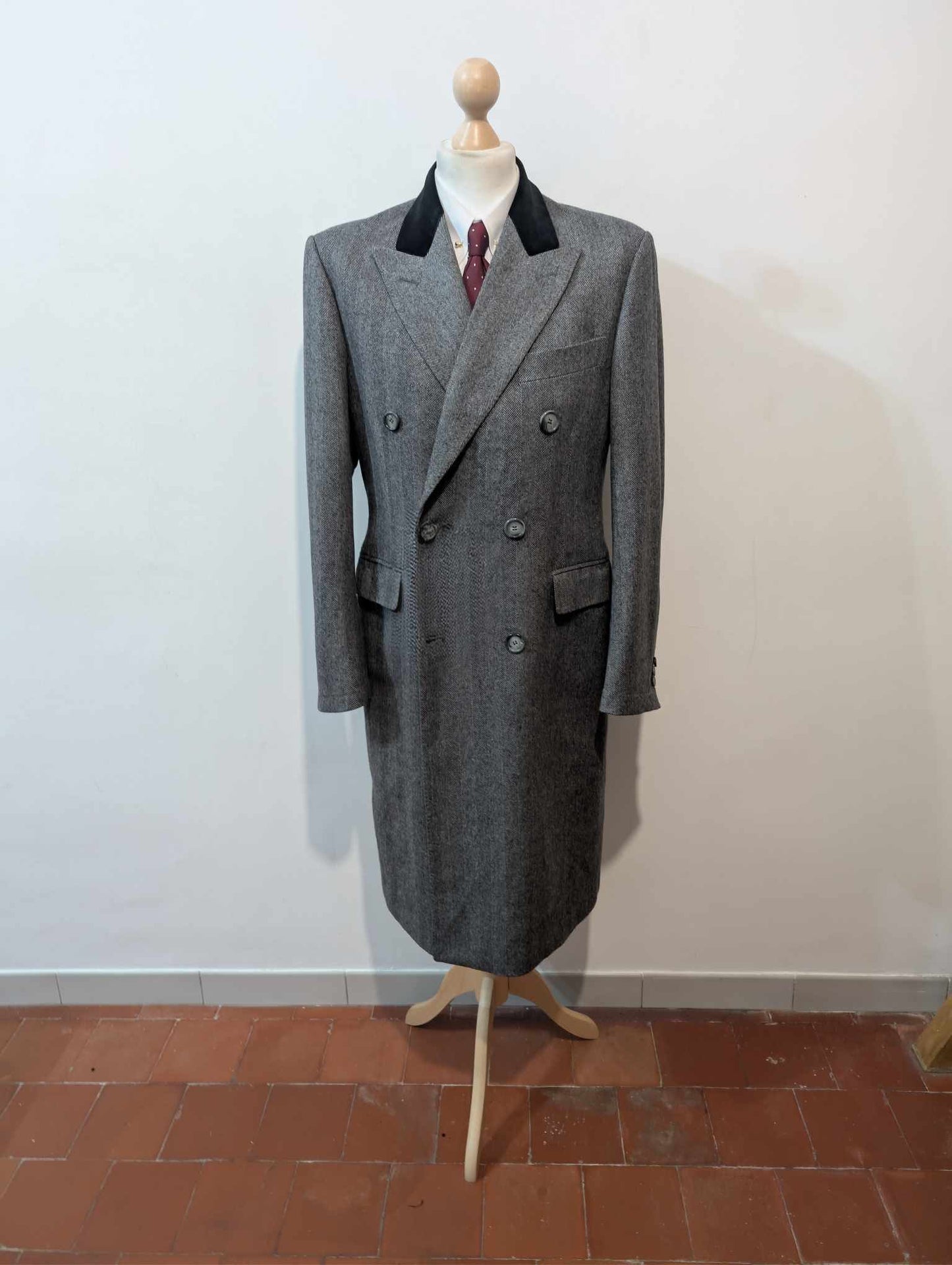 Impressionnant manteau croisé Chesterfield en laine