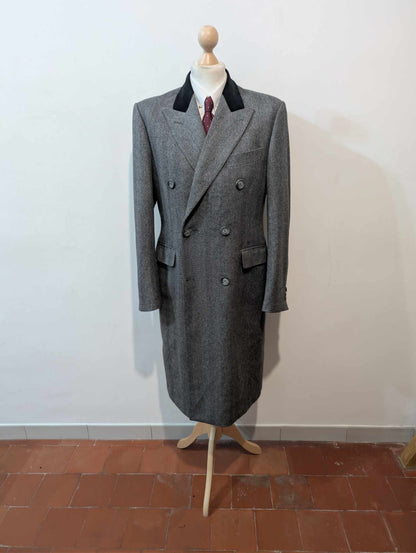 Impressionnant manteau croisé Chesterfield en laine