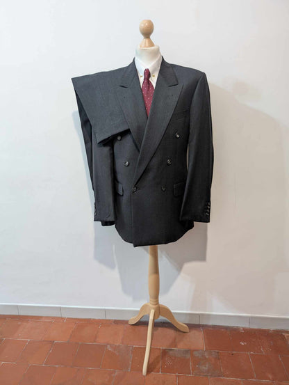 Costume croisé de couleur gris anthracite en laine