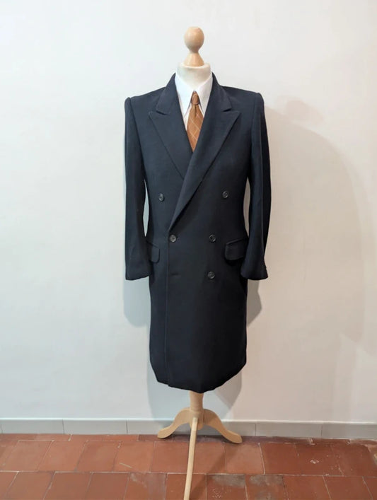 Short double-breasted navy blue wool coat