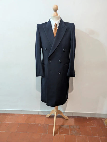 Wunderschöner marineblauer zweireihiger Mantel