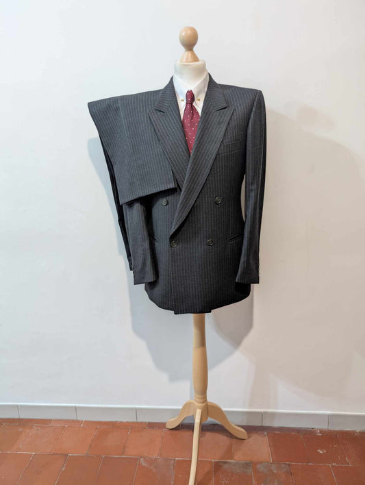 Incroyable costume croisé pinstripe en laine