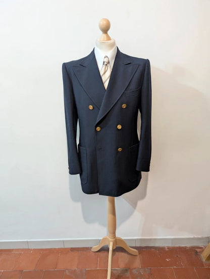 Ausgezeichnete marineblaue Zweireiherjacke aus Wolle