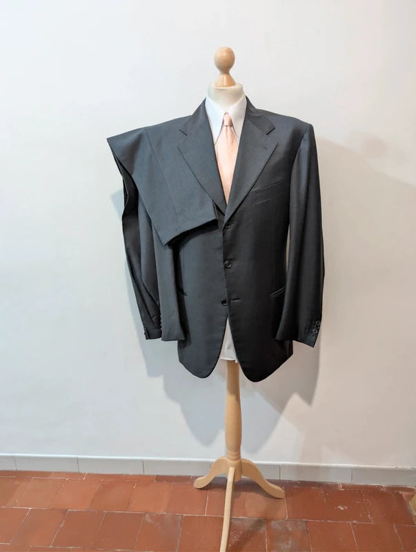 Exceptional gray wool suit
