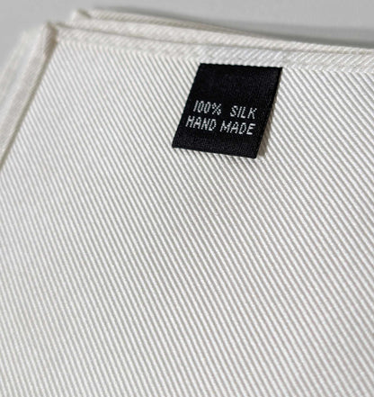 Pochette blanche en soie