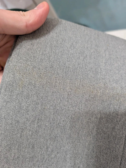 Incroyable costume autrichien gris