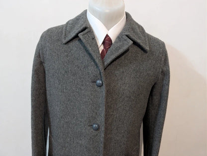 Hübscher grauer Lodenmantel für Damen