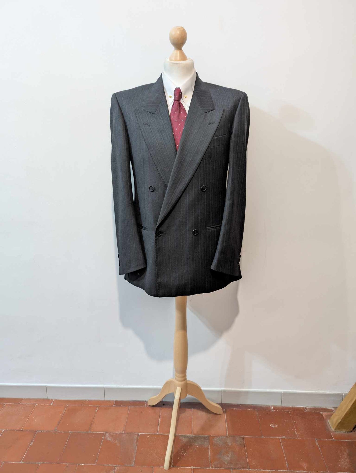 Méchant costume croisé pinstripe en laine