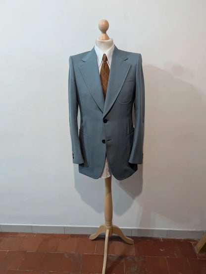 Elegante hellblaue Wolljacke