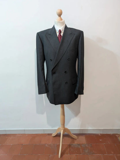 Incroyable costume croisé gris en laine froide