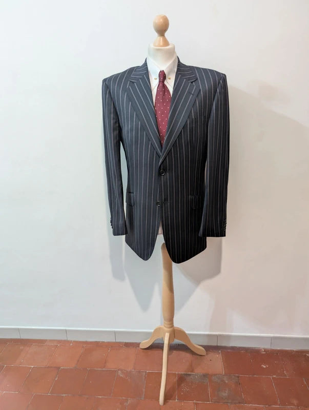 Impressionnant costume pinstripe en laine