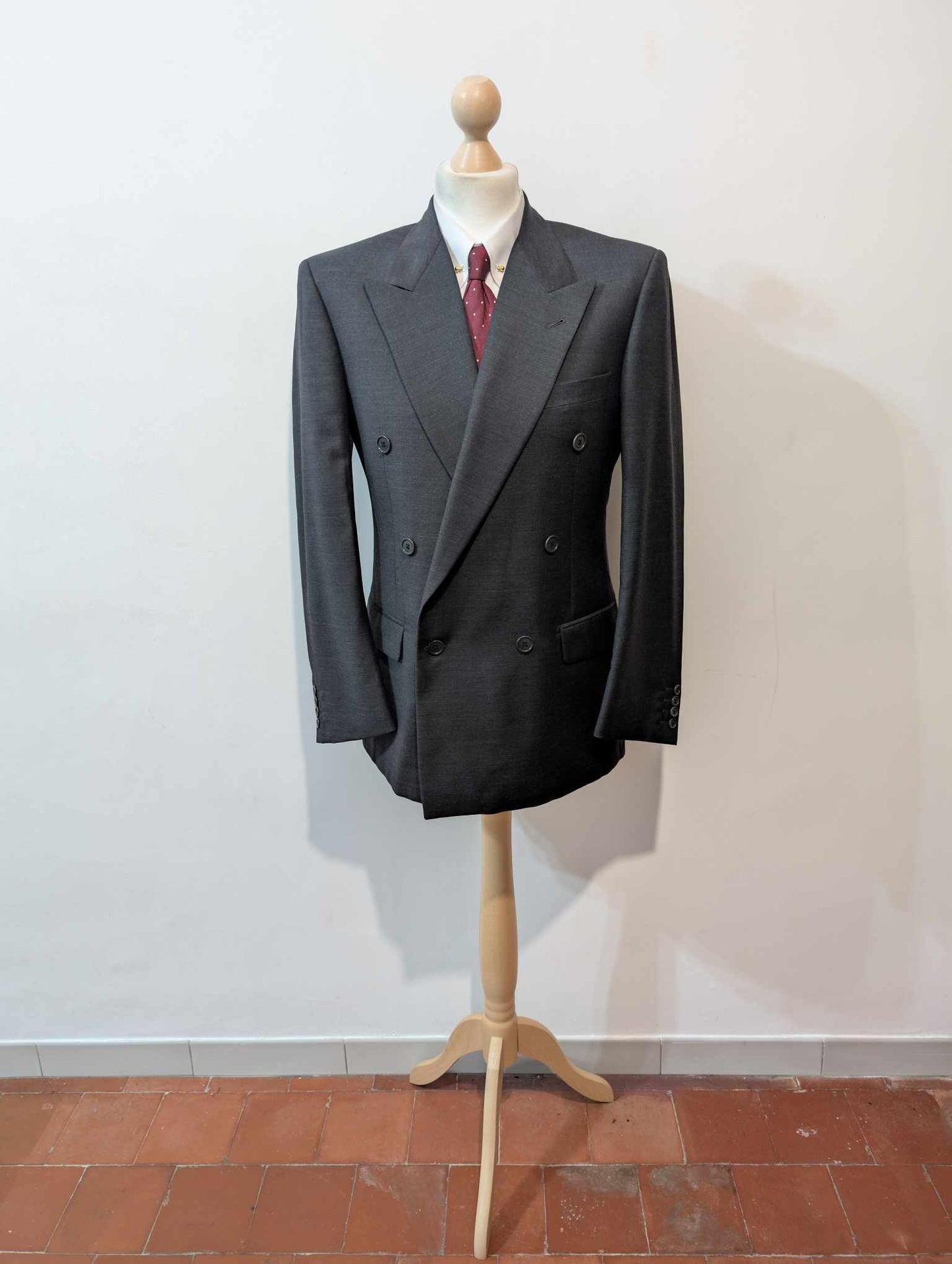 Adorable costume croisé gris en laine