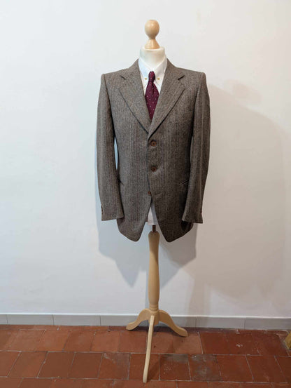 Splendide costume de couleur marron en tweed