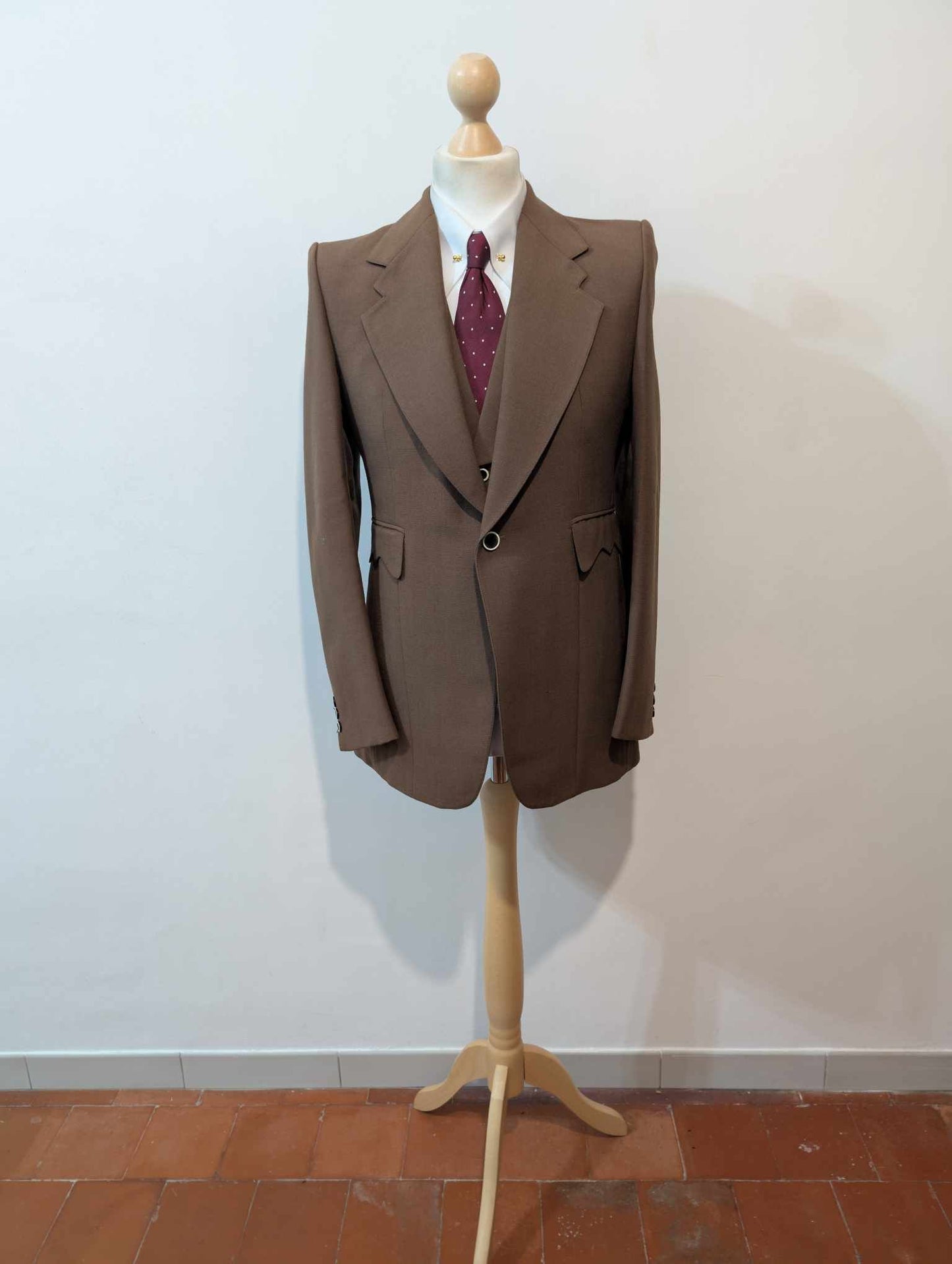 Fantastique costume 3 pièces marron