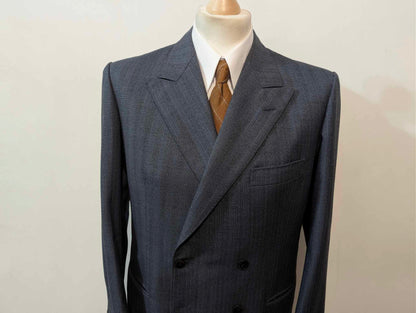 Prächtiger, zweireihiger, gestreifter Wollanzug