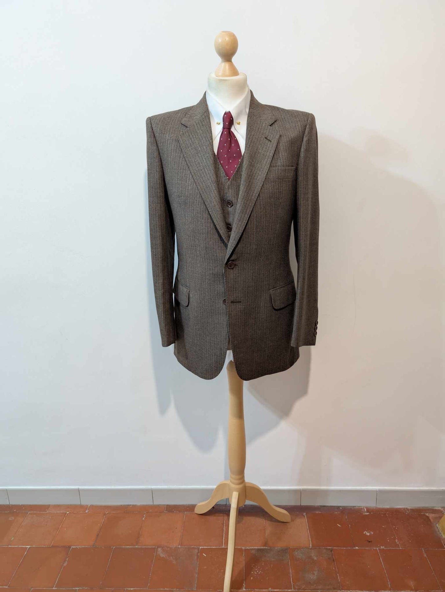 Redoutable costume 3 pièces de couleurs marron en laine