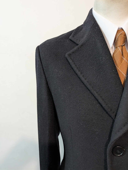 Élégant manteau noir en laine
