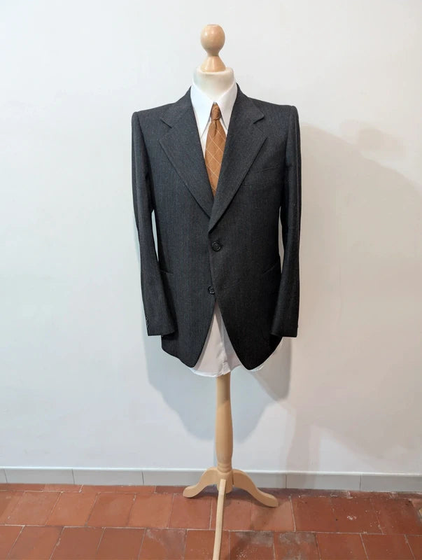 Wütendes Kreidestreifenkostüm aus schwerem Flanell