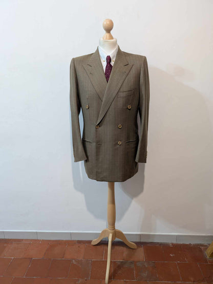 Terrifiant costume croisé bespoke