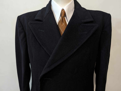 Robuste manteau croisé bleu marine en laine