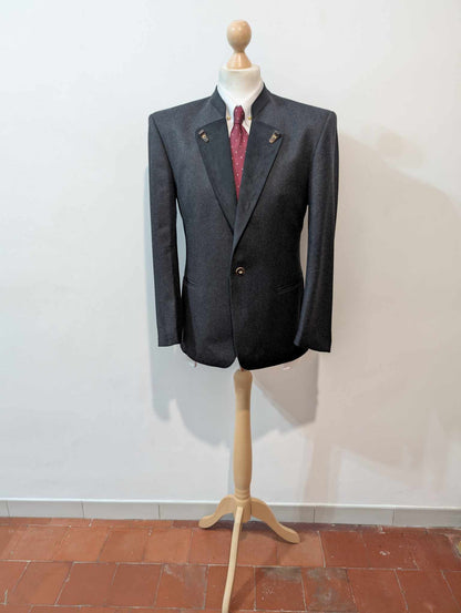 Merveilleux costume autrichien en flanelle